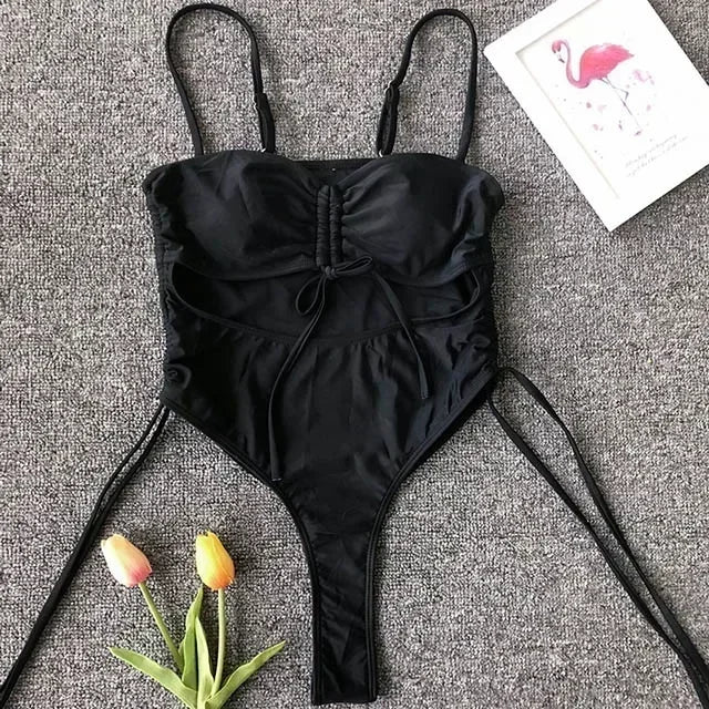 Cut-Out Monokini – auffällig, sexy & absolut im Trend