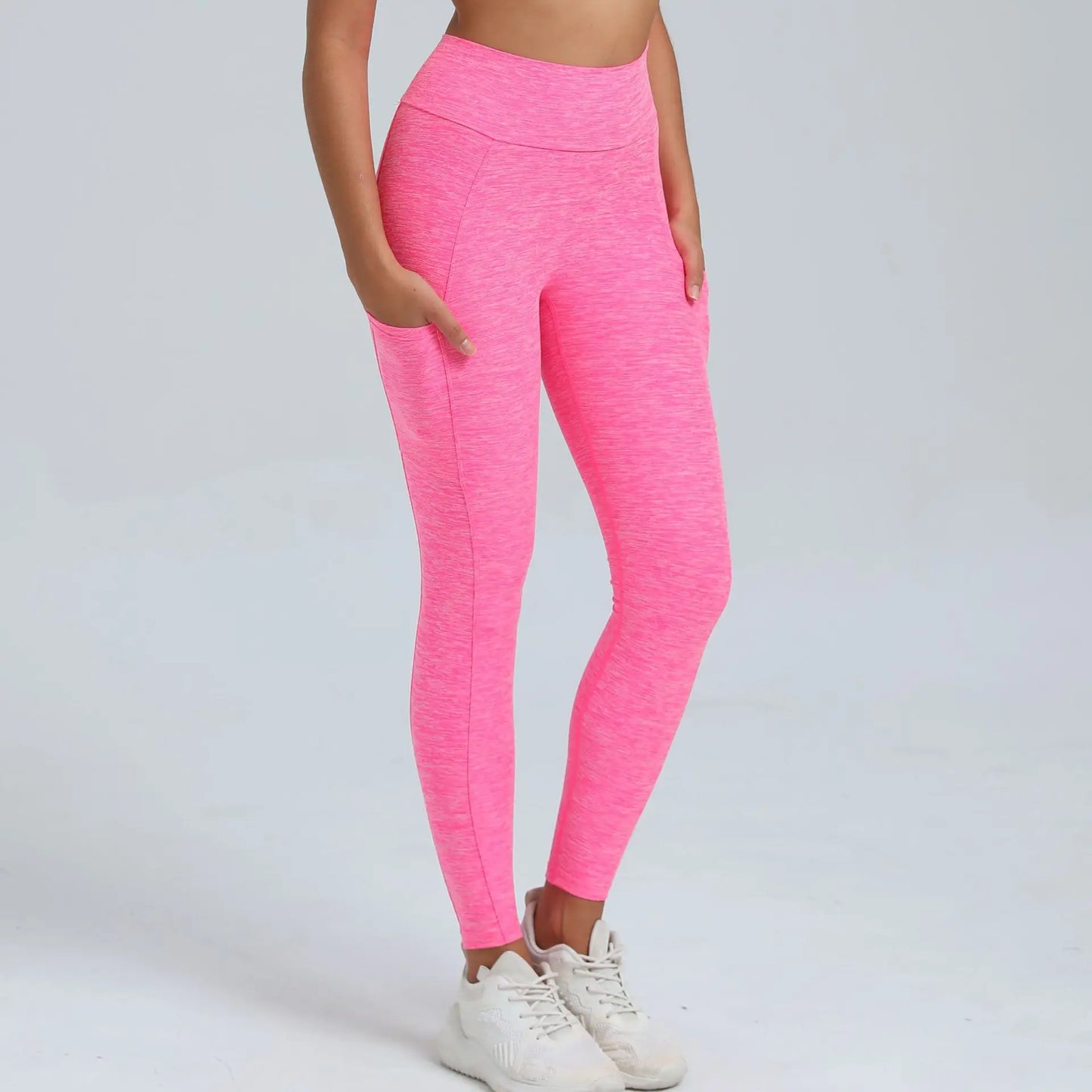 V-Taille Yogahose mit Scrunch-Effekt – Figurbetont & funktional 🍑🖤