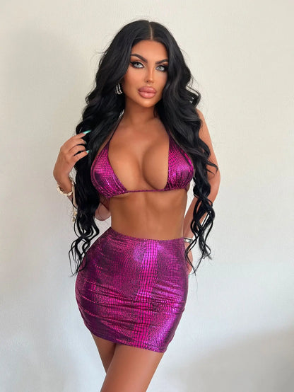 Sexy Bikini mit Cover-Up – glänzender Zweiteiler für stilvolle Beach-Days