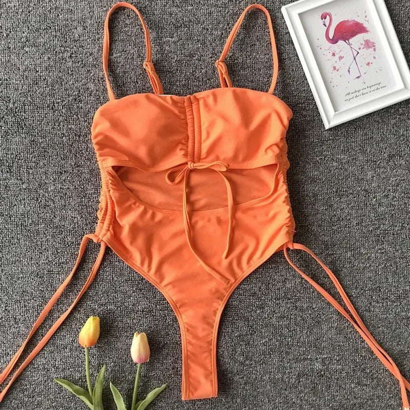 Cut-Out Monokini – auffällig, sexy & absolut im Trend