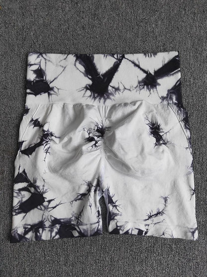 Tie-Dye Vibes & perfekte Kurven – Nahtlose Sport-Shorts für deinen Style-Moment