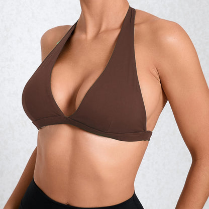 Yoga und Fitness Set – Sport BH mit tiefem V-Ausschnitt & Workout Shorts