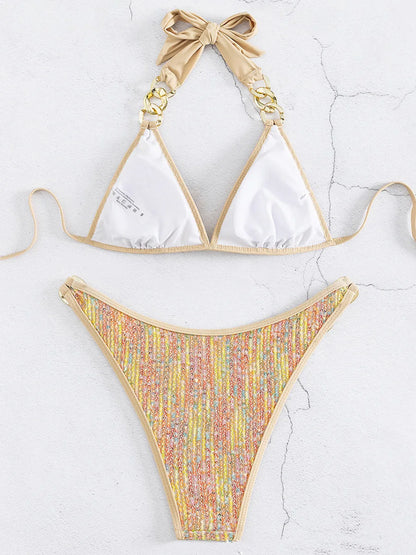 Pailletten Bikini mit Metallketten – glamourös, modern & ein echter Blickfang