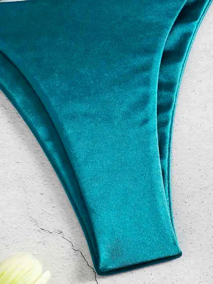 Metallic Satin Bikini-Set – glänzender Style mit brasilianischem Cut