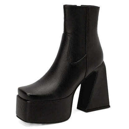 Platform Ankle Boots mit Zipper – Bold. Clean. Fashion-Statement.