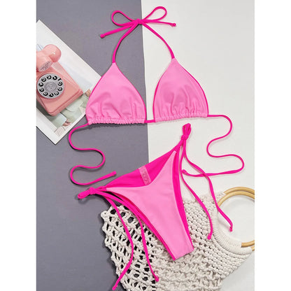 Halter-Bikini im Brazilian-Style – sexy, farbenfroh & perfekt für deinen Sommer