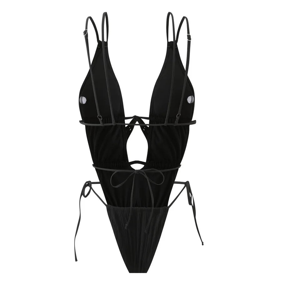 Rückenfreier Cut-Out-Badeanzug mit Bandage-Style – für heiße Strandtage