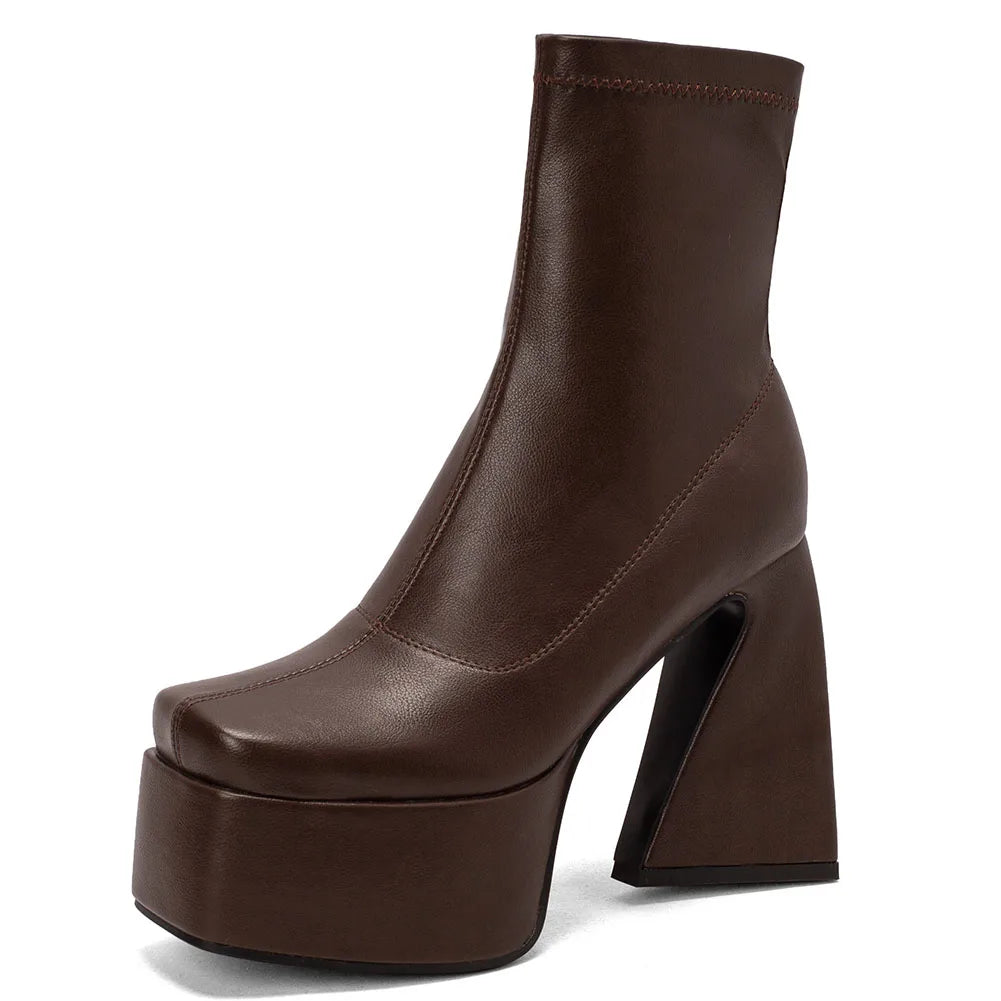 Platform Ankle Boots mit Zipper – Bold. Clean. Fashion-Statement.