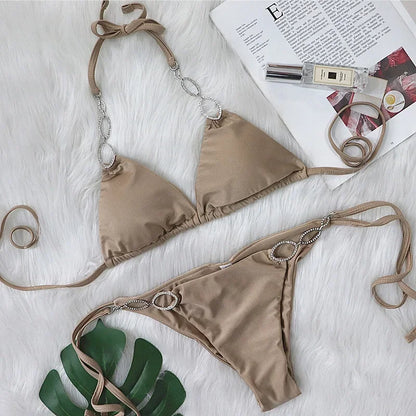 Diamant Bikini mit Ketten – glamourös, sexy & ein echter Blickfang